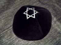 Kippa, Jarmulke, Kippah,Kipa Schwarz Samt 16-17cm Schleswig-Holstein - Osdorf Vorschau