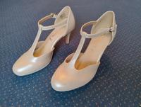 Elegante Damenschuhe / Hochzeitsschuhe. Bayern - Großostheim Vorschau