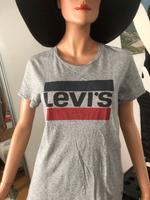 Damen Levi’s Shirts Gr. M Hessen - Griesheim Vorschau