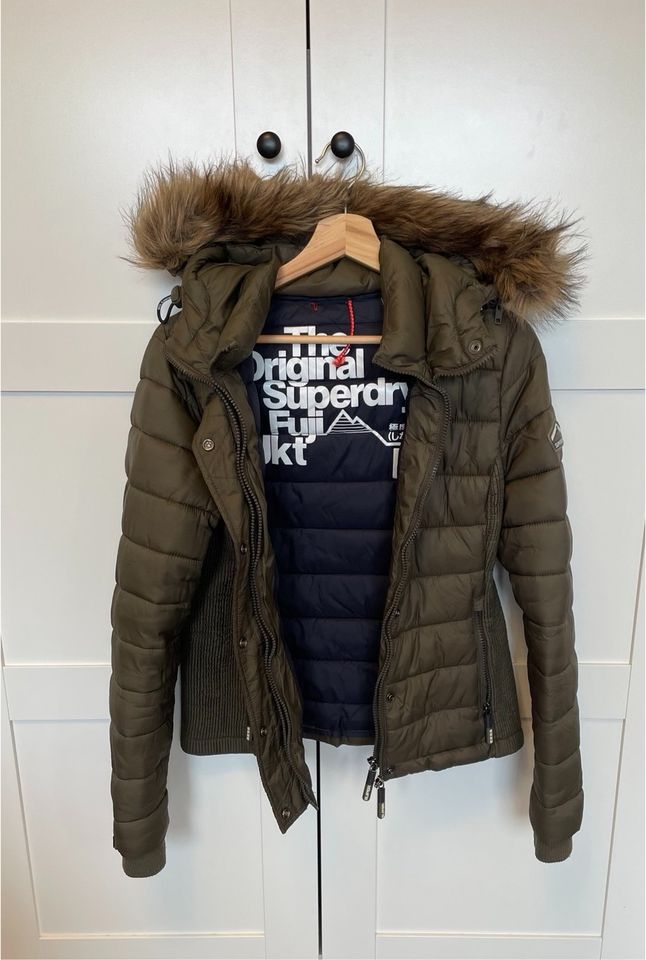 Winterjacke - Superdry - L in Schwerte