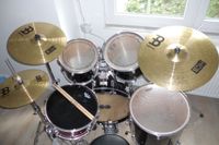 Drumset Pearl Schlagzeug, komplett mit Becken & Hardware & Hocker Eimsbüttel - Hamburg Eidelstedt Vorschau