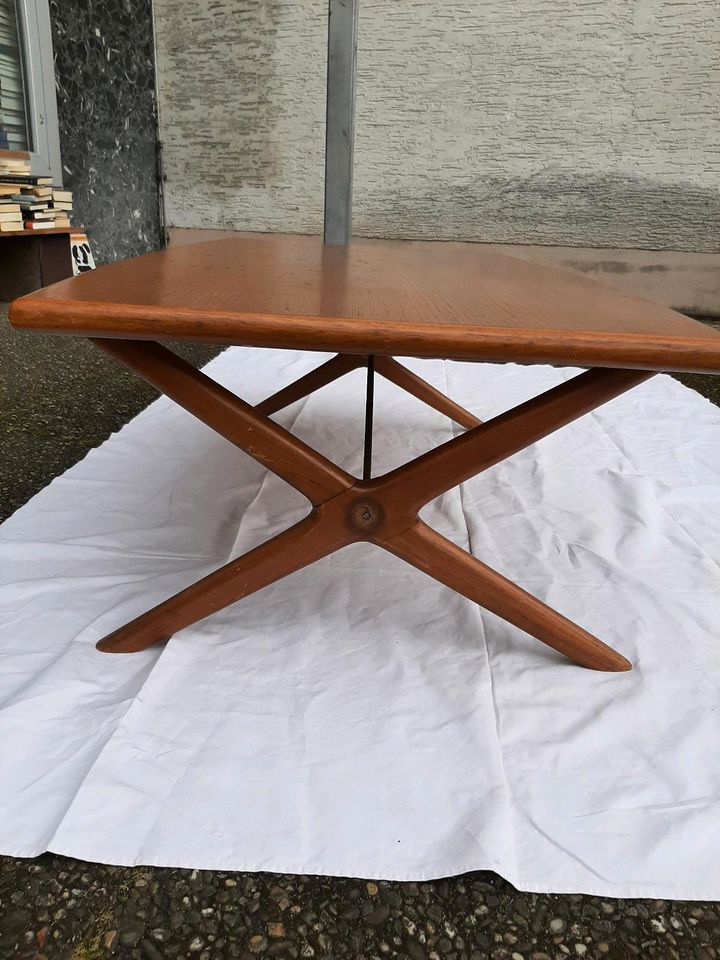 Design Couchtisch Midcentury 60er in Langen (Hessen)