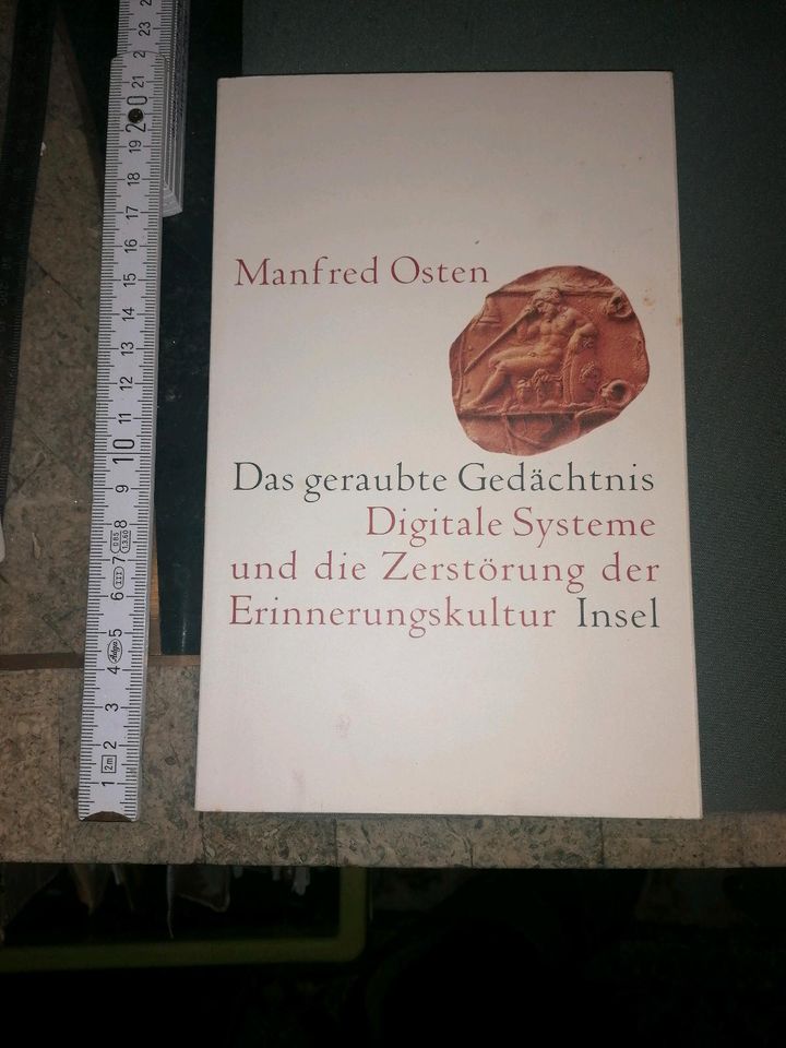 Das geraubte Gedächtnis Digitale Systeme Zerstörung Erinnerung in Berlin