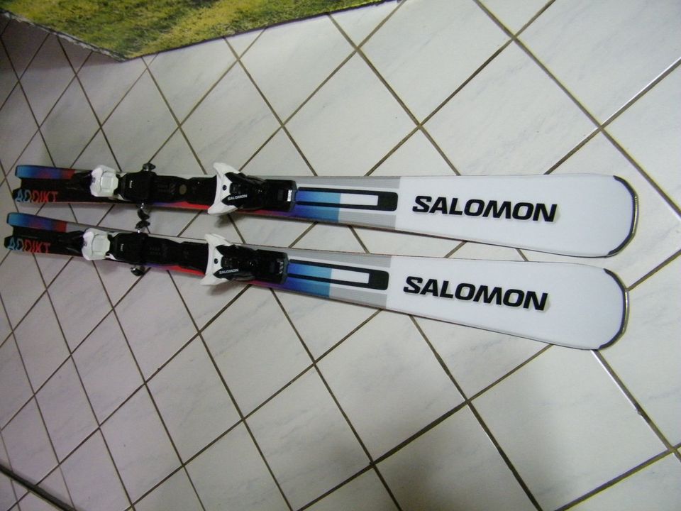 Salomon Addikt Ski 149 cm mit salomon Z12 Grip Walk in Starzach