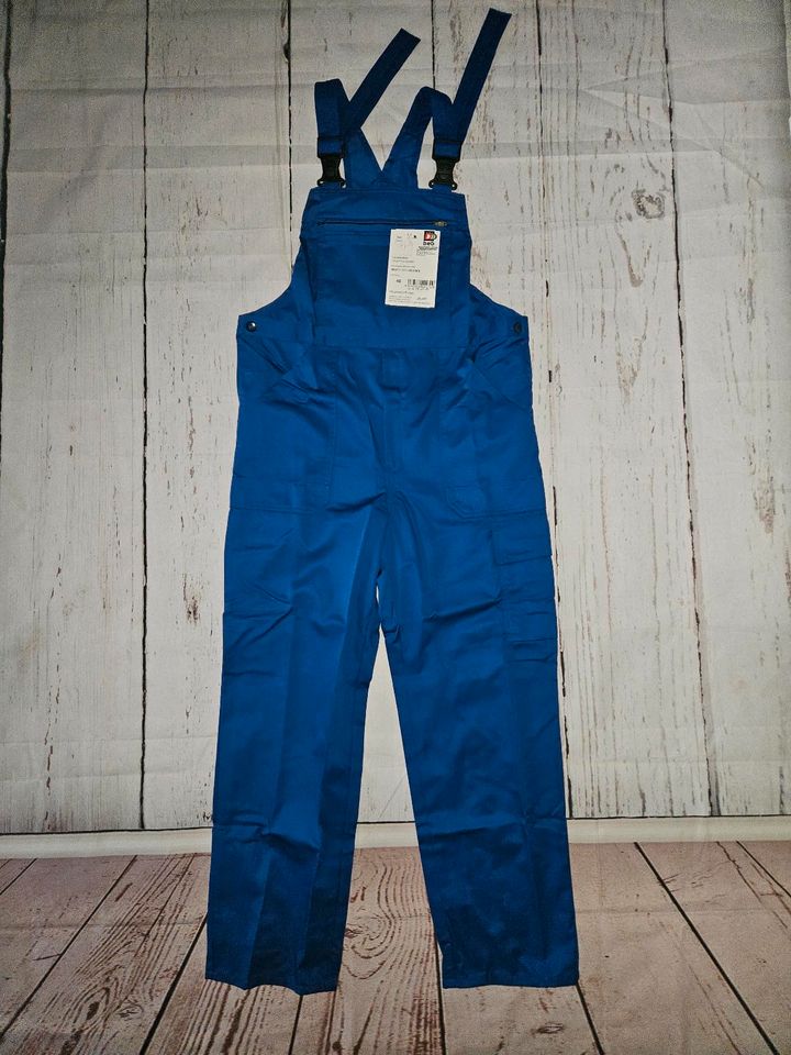 Beb Latzhose mit RV 511131 blau Gr. 46 48 52 52 in Colditz