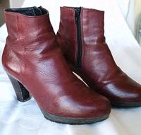 Kurzstiefel  Absatzstiefeletten Högl Niedersachsen - Meppen Vorschau