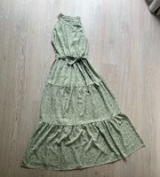 Leichtes langes Sommerkleid mit zartem Blümchenmuster Gr. 36/38 Bremen - Vegesack Vorschau