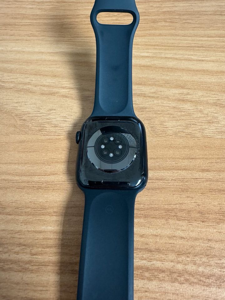 Apple Watch Series 7 45mm GPS in Seeheim-Jugenheim