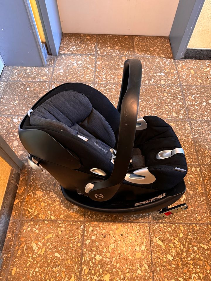 Cybex Babyschale / Kindersitz in Karlsruhe