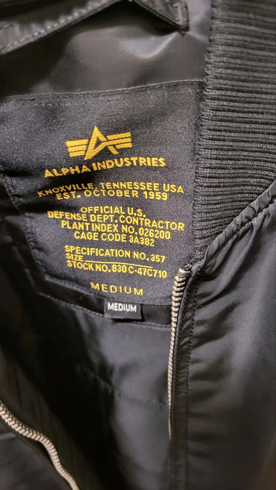 Herren Jacke Alpha industries Neu .M in Oberhausen