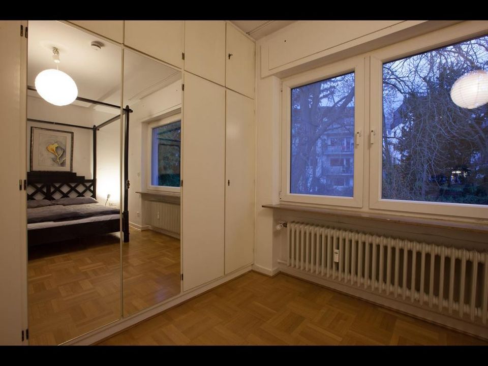 Im Nerotal lichtdurchflutete 3,5 Zimmer Wohnung mit Südbalkon in Wiesbaden