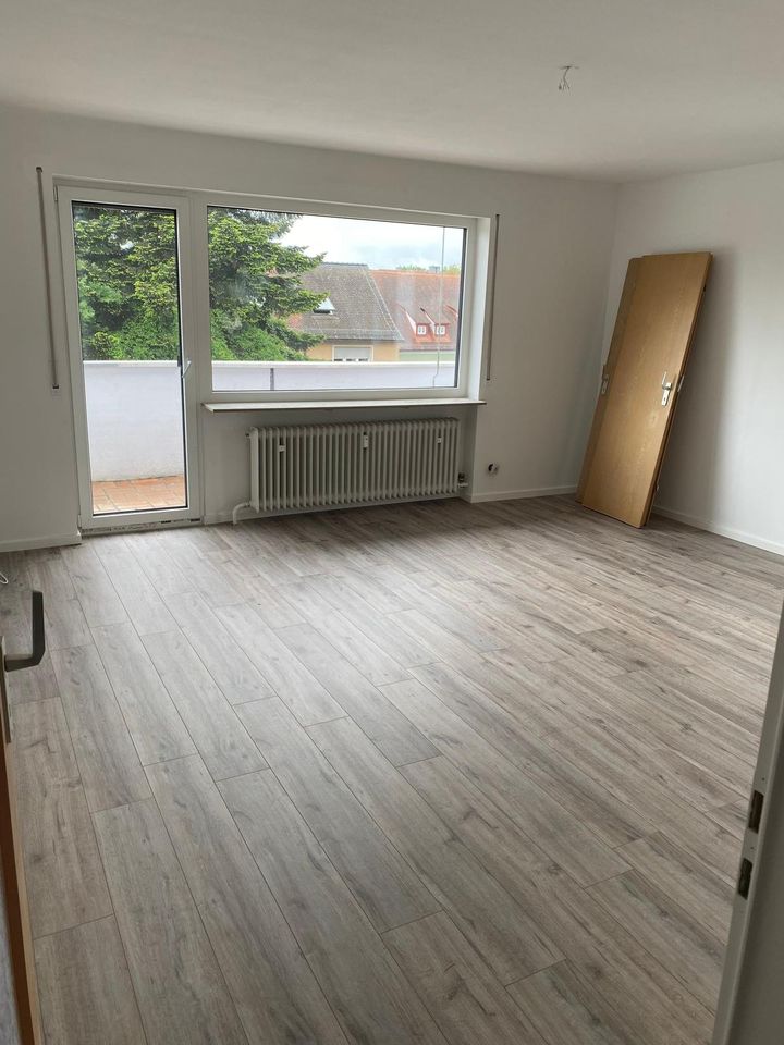 Neu renovierte 4-Zimmer-Wohnung mit 91 qm in Nürnberg-Katzwang in Nürnberg (Mittelfr)