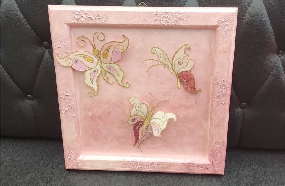 Schönes 3D Schmetterling Bild, rosa,42x42 cm in Weißenthurm  