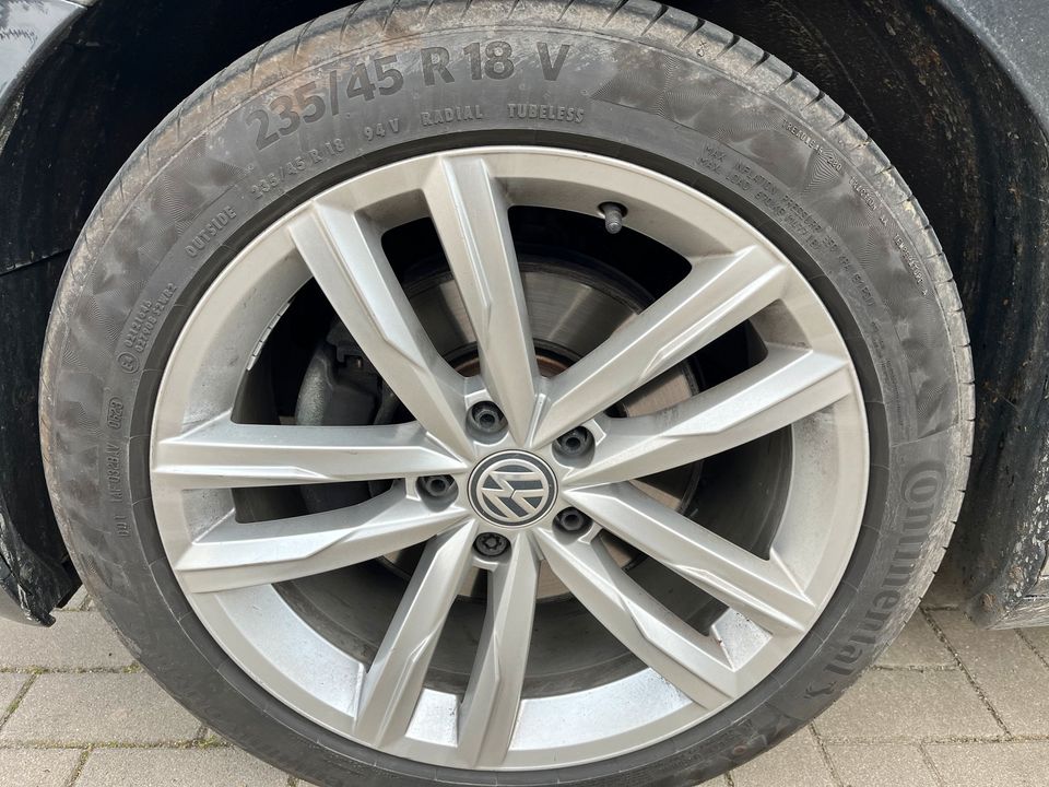 Sommerräder Continental (neu) 235/45 R18 in Rerik