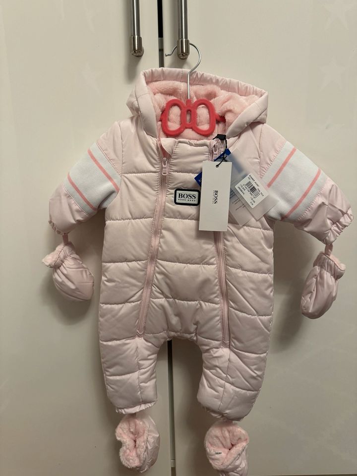 Hugo Boss Schneeanzug Neu / Hugo Boss Baby Jacke in Berlin