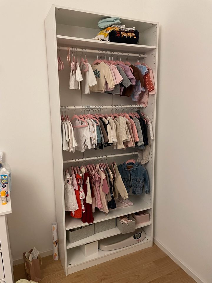 Ikea PAX / Babyschrank / Kleiderschrank / Kinder Kleiderschrank in Gräfelfing