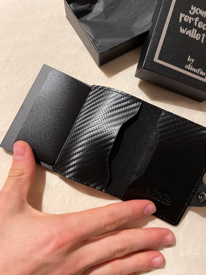 Nagelneuer "slimfin Wallet"  Geldbörse 25 € in Steinen