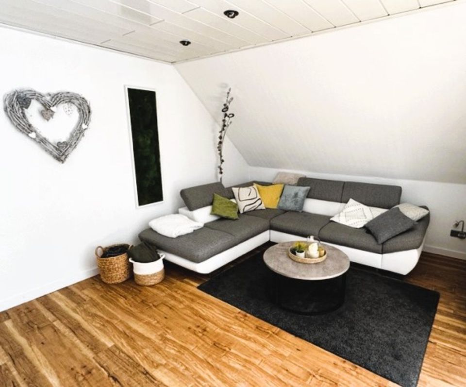 Traumhafte, voll möbilierte Maisonette-Wohnung mit Loggia in Dortmund