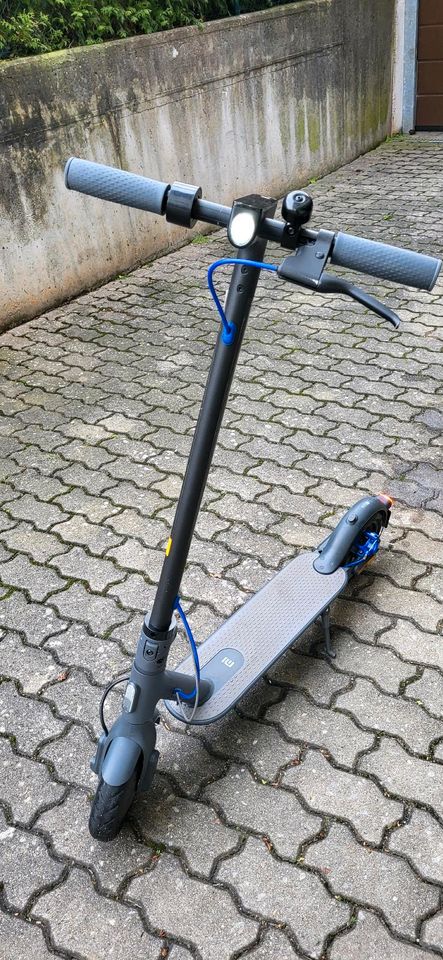 Xiaomi Mi 3 E-scooter. in Bad Kissingen