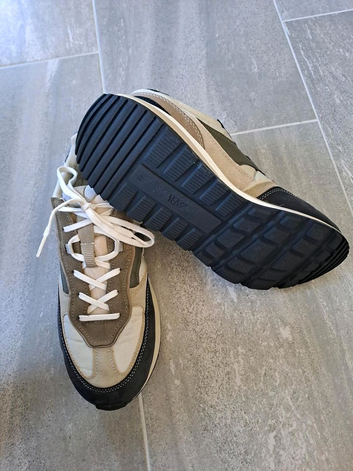 Herren Sneaker Zara Gr.45 in Wanzleben