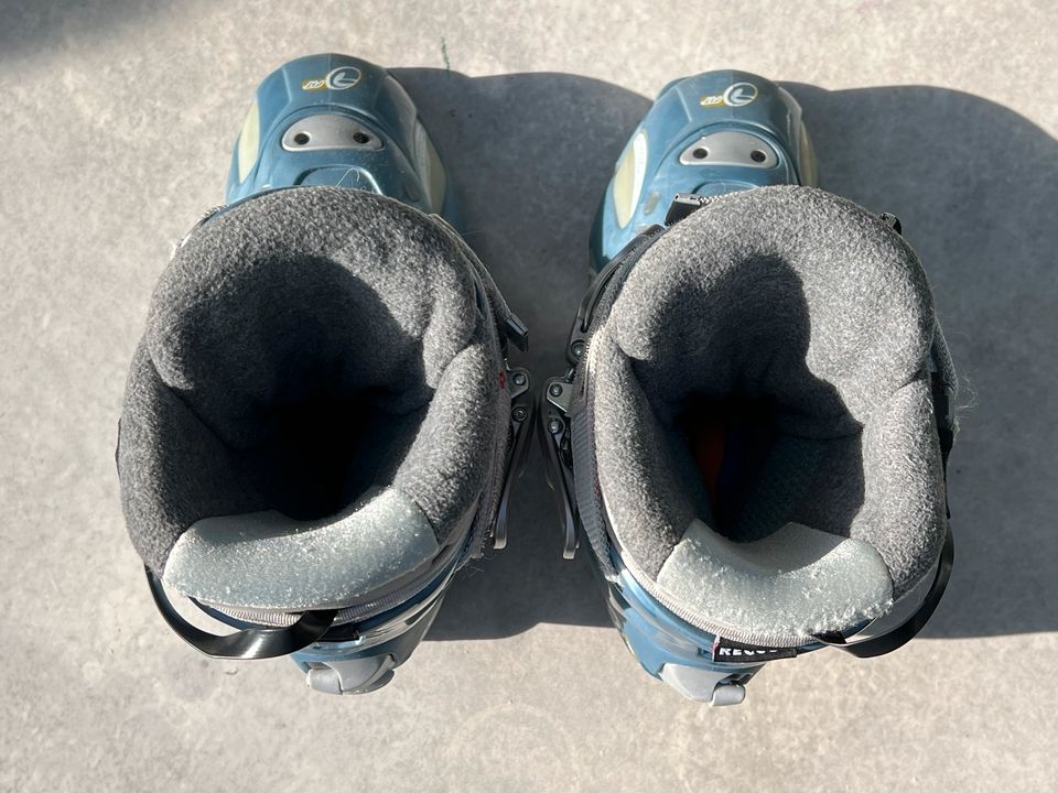 ATOMIC Recco Skischuhe Skiboots Gr. 40/41 in Klein Rogahn