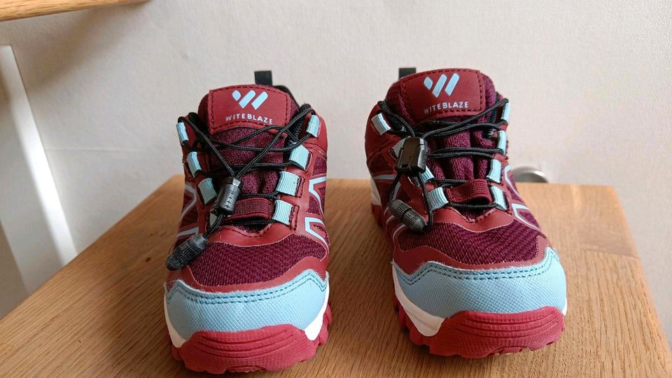 Wanderschuh, Halbschuh Kinder Gr 29 in Hartenfels