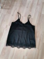 Satin Top Spitze Schwarz Glänzend Damen Größe 32 Hessen - Ebsdorfergrund Vorschau