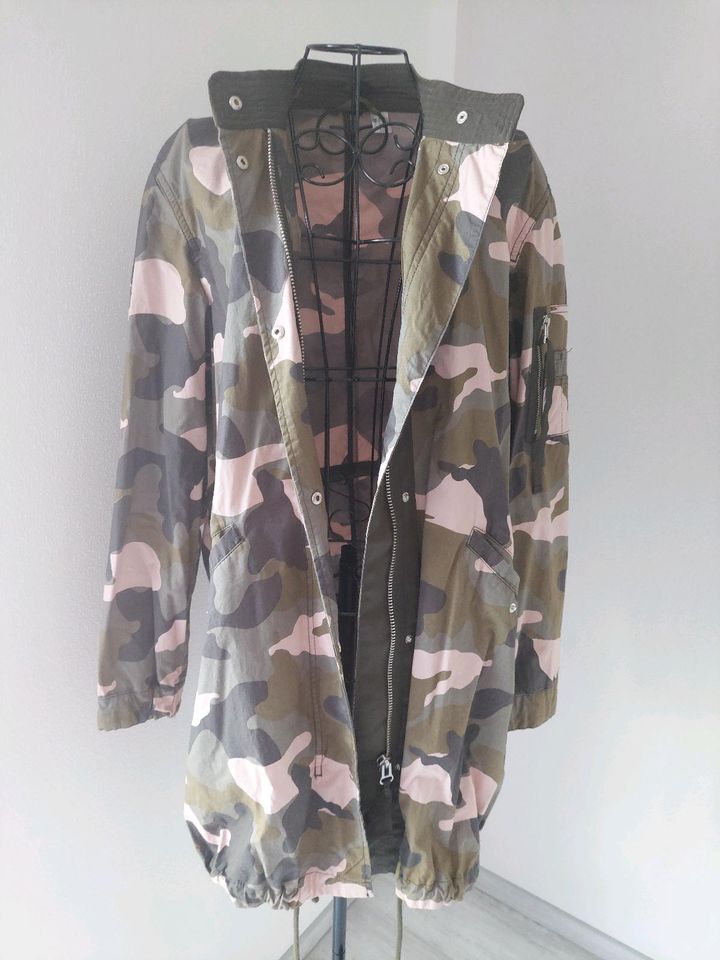 H&M Divided Parka Camouflage Rosa M L 38 40 Oversize Blazer in Kaiserslautern