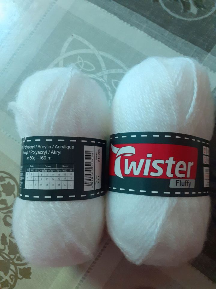 Twister Fluffy 50g - flauschige Wolle weiss in Bielefeld