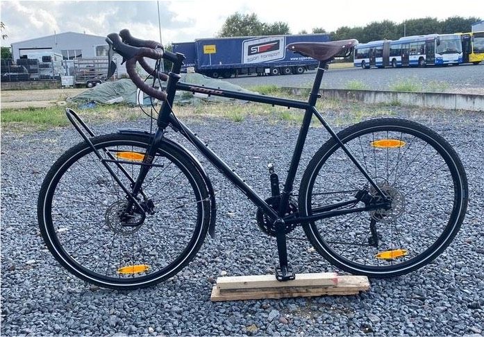 Kona Sutra matte black 2022 56 cm Reisefahrrad in Elsdorf