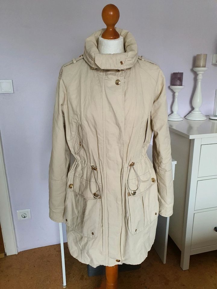 Massimo Dutti  Parka/ Übergansjacke / Mantel beige Gr. 40 in Bad Hersfeld