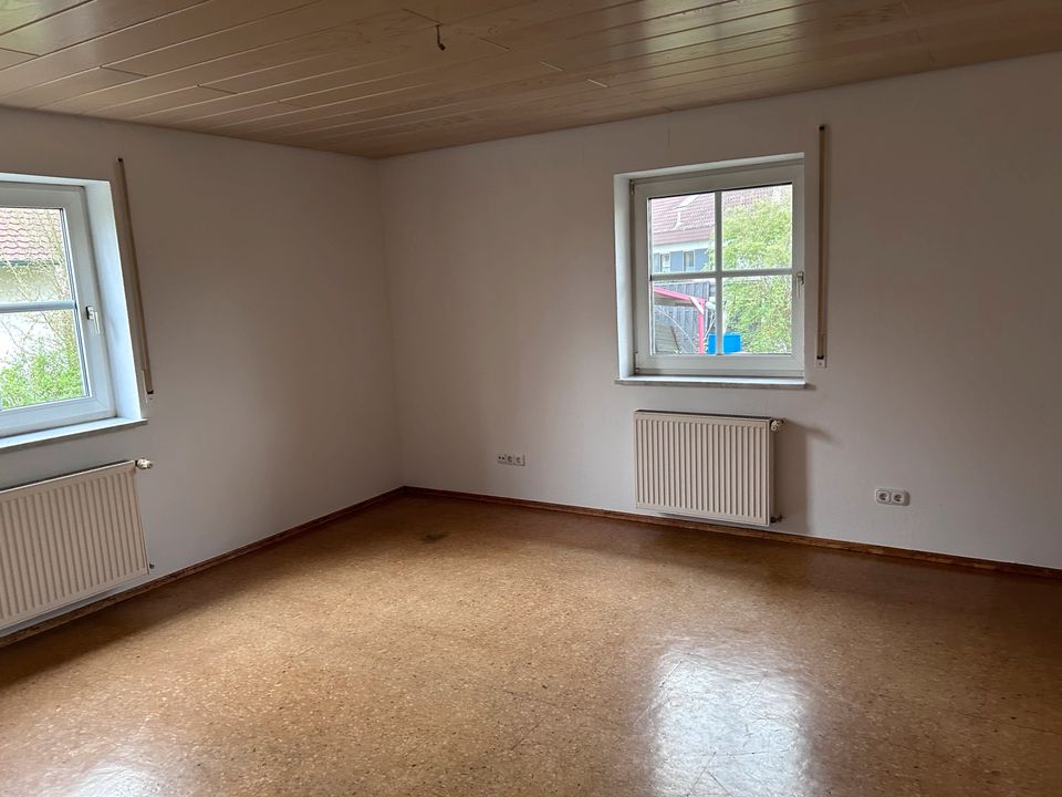 Freundliche 3 Zimmer Wohnung in Frankenwinheim in Gerolzhofen