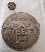 Plakette 300.000 km M.A.N. DIESEL Emblem Ehrung Fahrleistung Abze Bayern - Augsburg Vorschau