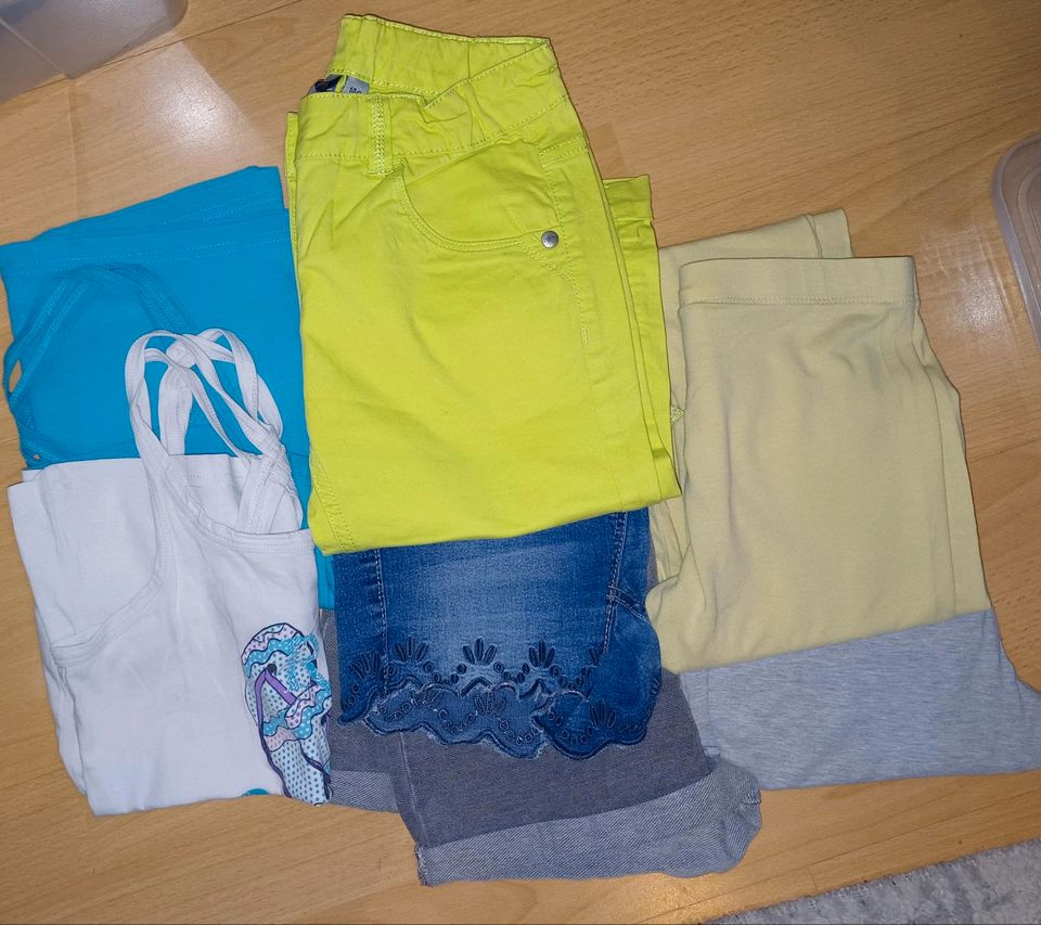 Sommer Kleidungspaket 7teilig in Montabaur