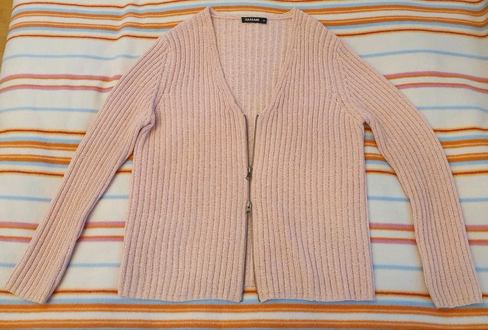 Strickjacke Damenjacke Strick Jacke Rosa Gr. 40 in Schwentinental