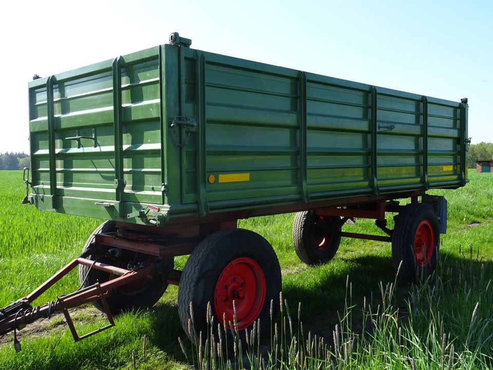 Kipper 8 Tonnen Zweiseitenkipper Kornwagen in Scholen