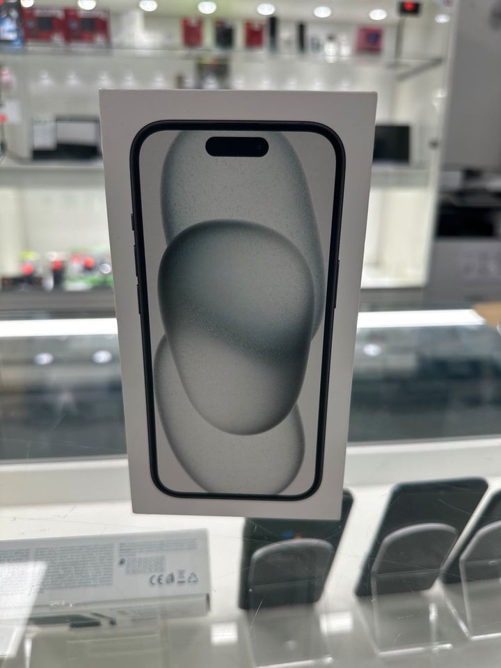 Apple Iphone 15 128GB Neuversiegelt mit Apple Garantie in Mainz