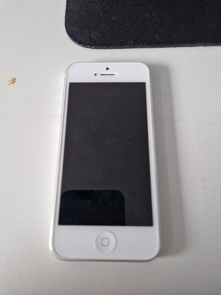 iPhone 5 16GB mit iOS 6.1.4 in Wolfsburg