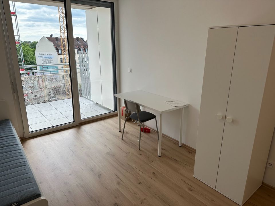 Vollmöbliertes Apartment mit Balkon inkl. Internet und Strom in Nürnberg (Mittelfr)