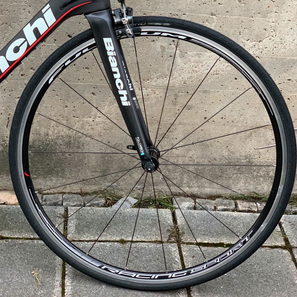 TOP ZUSTAND ! BIANCHI INFINITO CV Carbon Rennrad, Shimano Ultegra in Nürnberg (Mittelfr)