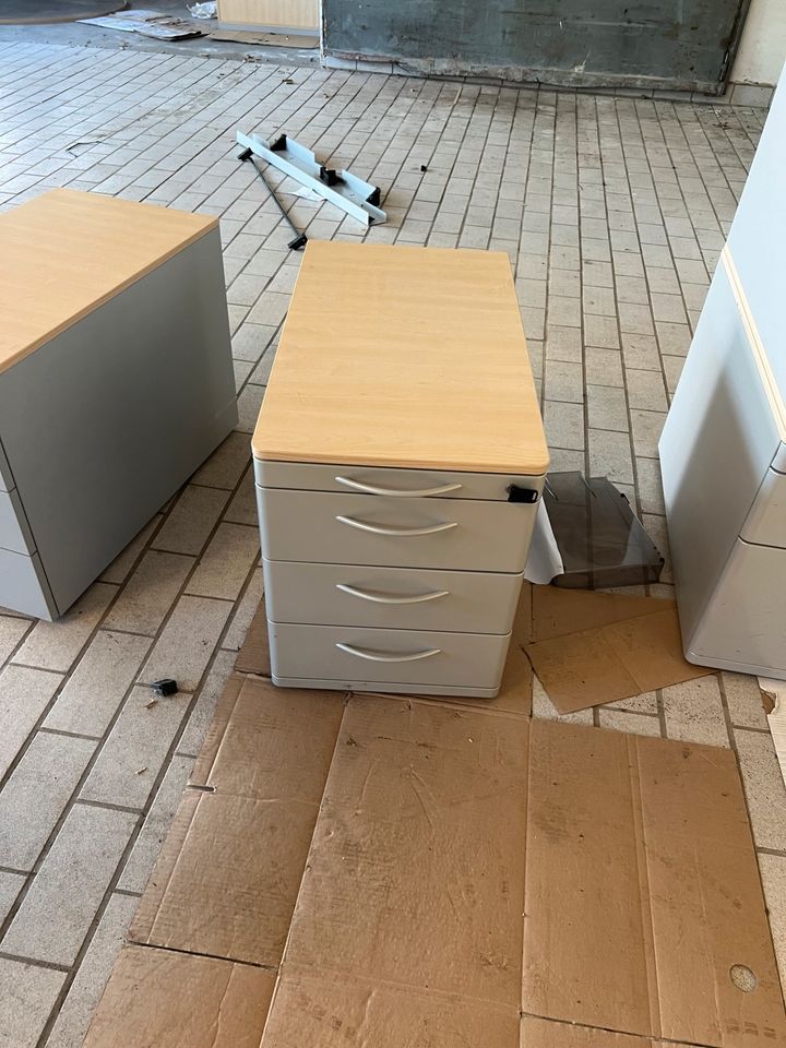 Werkzeugschrank / Kellerschrank / Archivschrank / Büroschrank / Sideboard / Büroauflösung / Lagerschrank / König & Neurath in Mainz