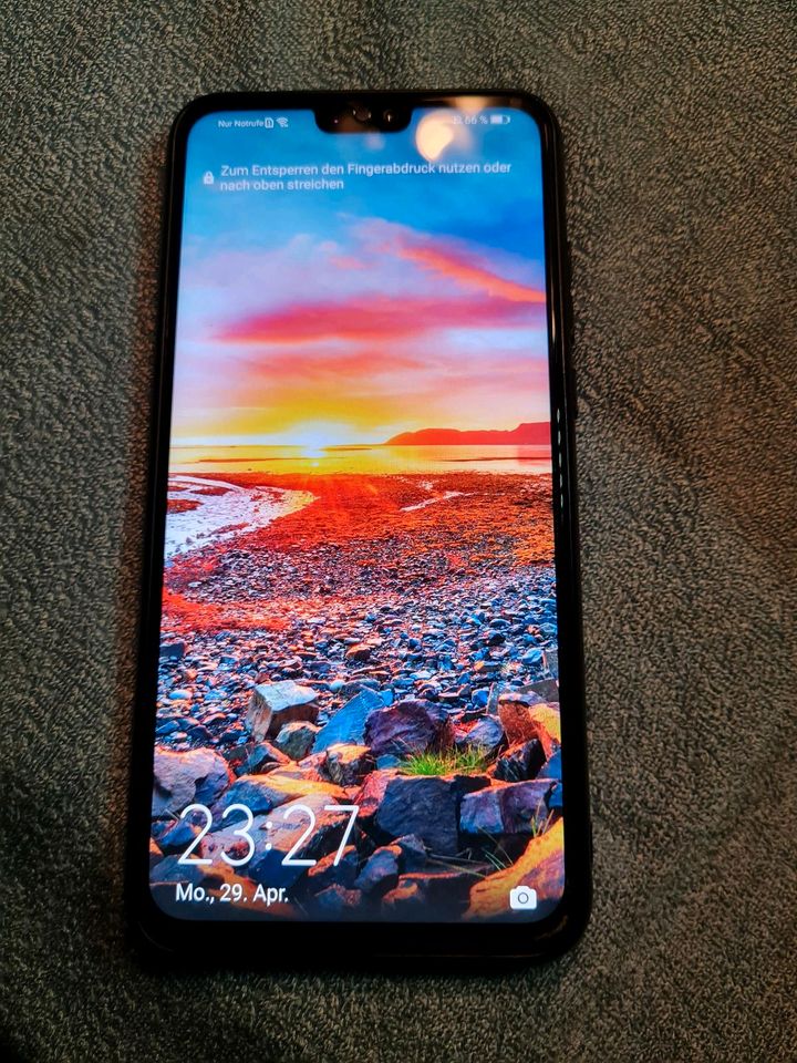 Huawei Honor 8x mit 64GB - 4GB Ram - 6,5 Zoll Gebraucht !!! in Horn-Bad Meinberg