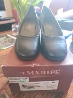Blaue Schuhe von Maripe Dortmund - Wickede Vorschau