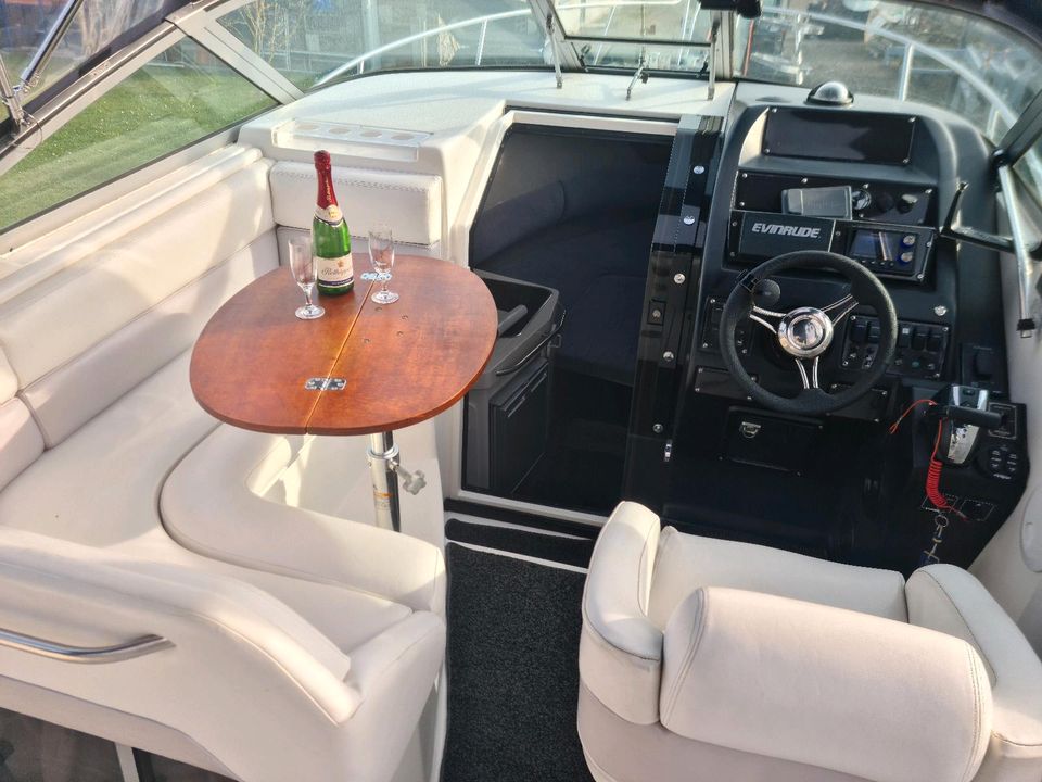 Chaparral 26 Signature AUSSENBORDER  Familienboot  Spassboot in Einbeck