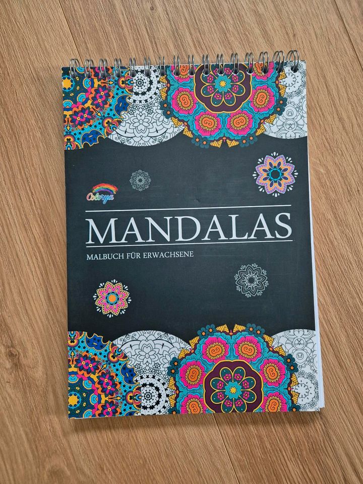 Mandala Malbuch für Erwachsene in Ellefeld