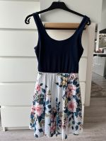 Sommerkleid mit Blumenmuster City Studio Essen - Essen-Borbeck Vorschau