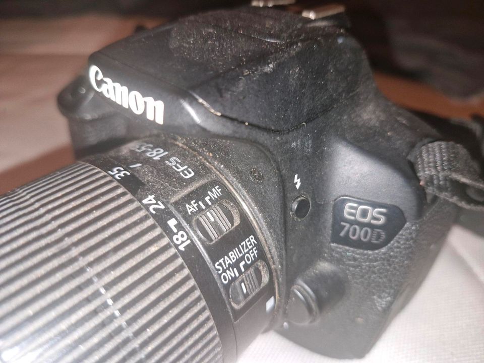 Canons Eos 700d Spiegelreflexkamera Full HD Kamera Cam TOP in Berlin