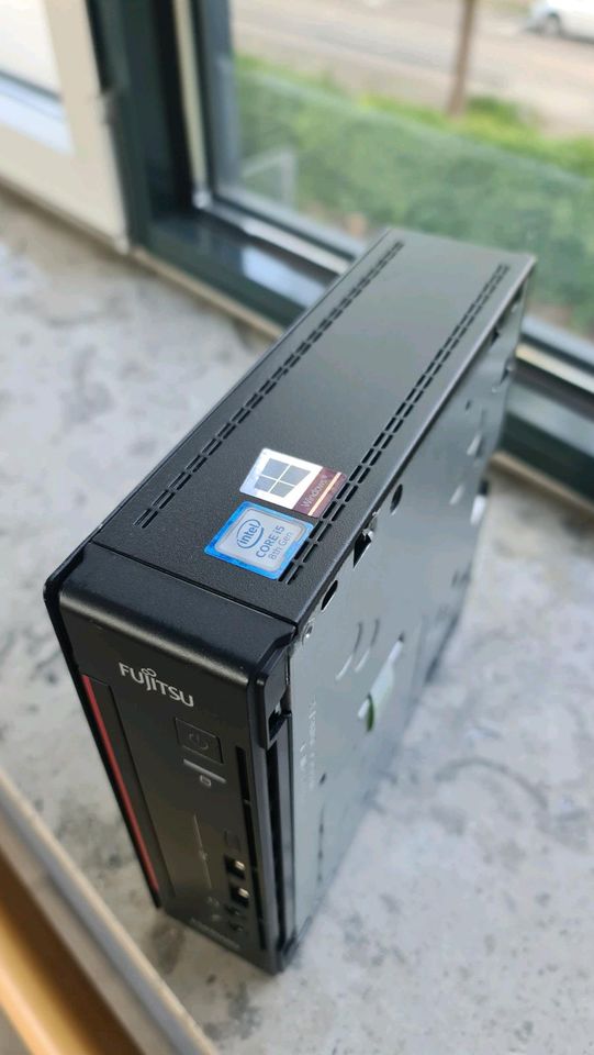 Fujitsu ESPRIMO CORE-i5 8700 Mini PC 16GB Ram DDR4 in Nürnberg (Mittelfr)