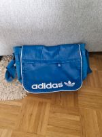 Adidas Tasche mit Klettverschluss blau Hessen - Fritzlar Vorschau