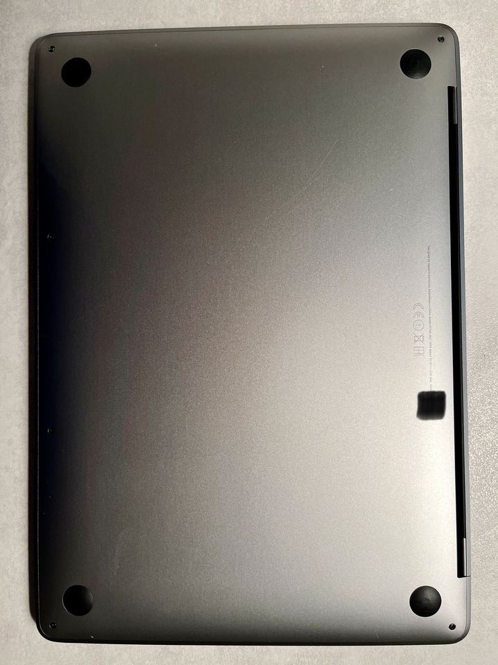 MacBook Pro 13’’ 256 GB Retina display in Röthenbach